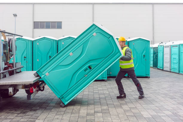 Best Porta potty delivery and setup  in Umatilla, FL